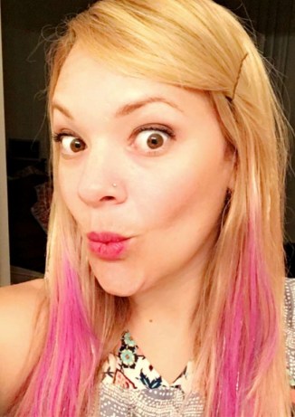 Diana Edelman, author of The Comfort Zone Project, a lifestyle blog.